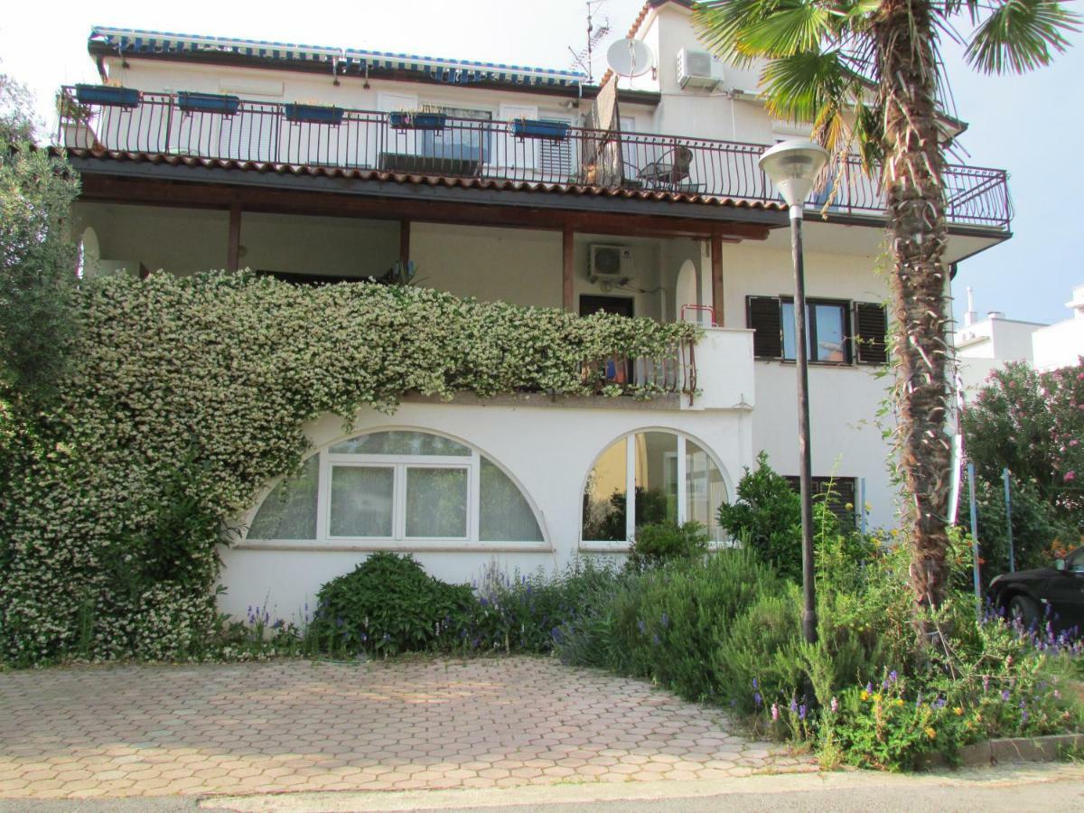 Apartment Karmen Umag Exterior photo